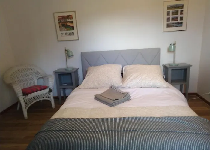 La Tour De L'ange Maison d'hôtes Hérépian